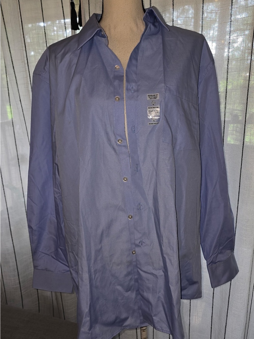 Van Heusen Men's Blue Casual Button-Down Shirt